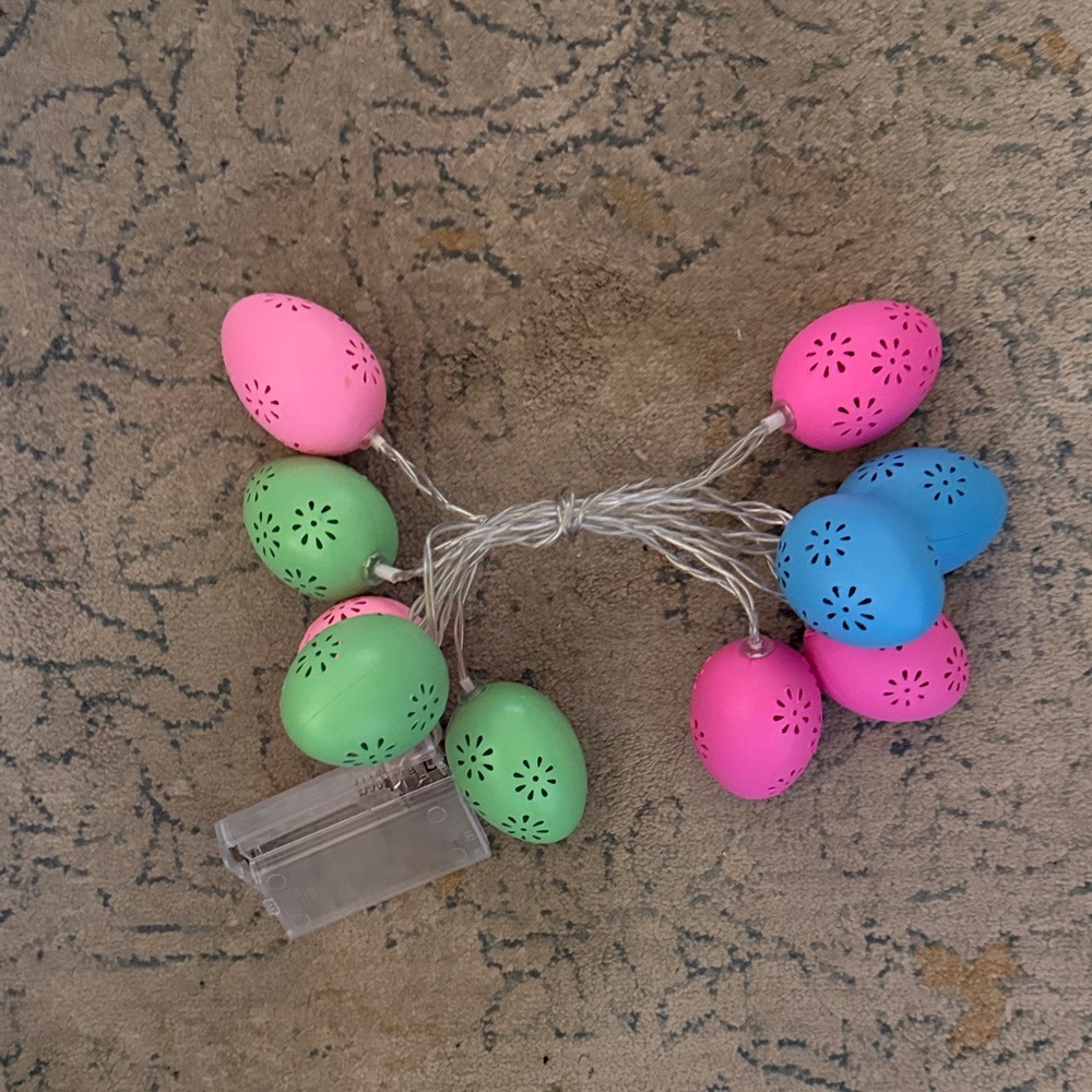 Battery-Operated Pastel Egg String Lights - Multicolor